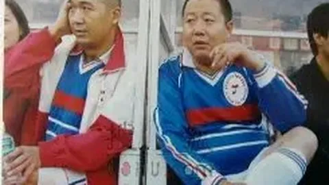 激情对决！曼城王者之师对决水晶宫，福登领航赖因德斯镇守，哈兰德谢尔基火力全开争霸巅峰