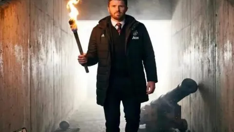 “迈阿密大师赛：丰塞卡败北德米纳尔，兹维列夫和弗里茨顺利挺进下一轮”